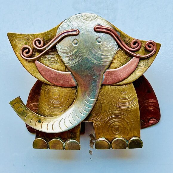 Vintage Tri Tone/Tri Metal Elephant Brooch - Picture 3 of 12